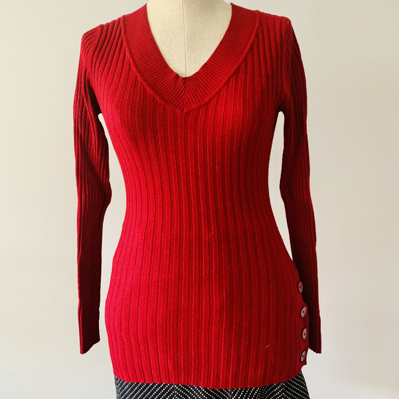 Express Sweaters - 🎁 Express Ribbed V Neck Sweater